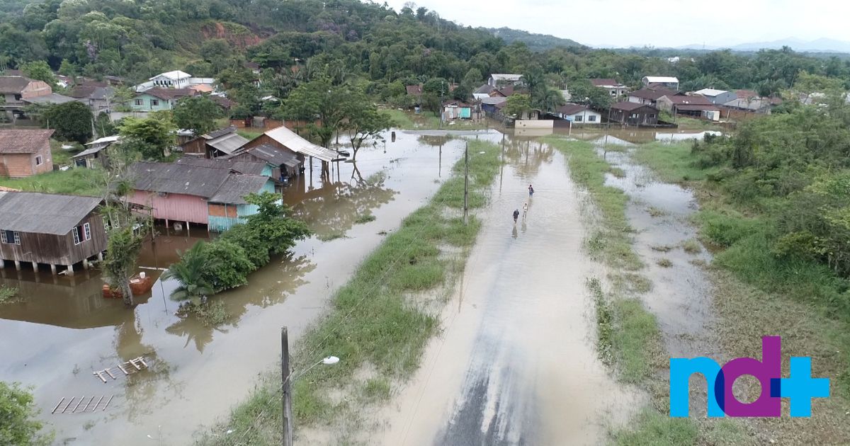 V Deos Bairro De Joinville Ainda Sofre Com Alagamentos Veja Imagens