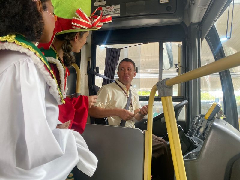 Rafael Mario Pereira trabalha na Gidion e ganhou ingresso. Disse que vai levar os filhos. – Foto: Secom Prefeitura de Joinville/Divulga&ccedil;&atilde;o/ND