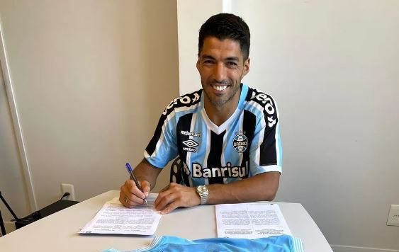 Luis Su&aacute;rez vai atuar no Inter, de Miami onde est&aacute; o Messi. Ele n&atilde;o fica no tricolor para a pr&oacute;xima temporada. – Foto: Niura Maria Couto se Souza/ND