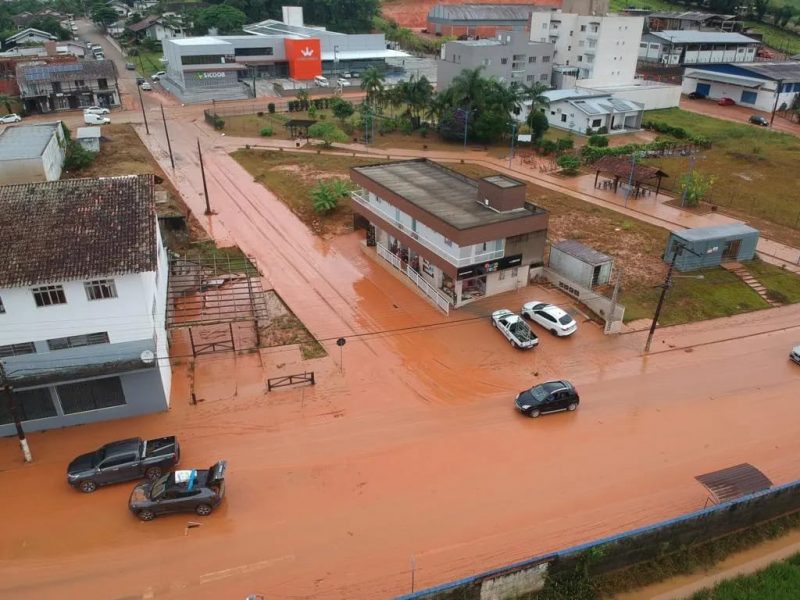 Saque emergencial do FGTS &eacute; liberado para moradores atingidos pela chuvas em Ascurra – Foto: Lucas Frare/Prefeitura de Ascurra/Divulga&ccedil;&atilde;o/ND