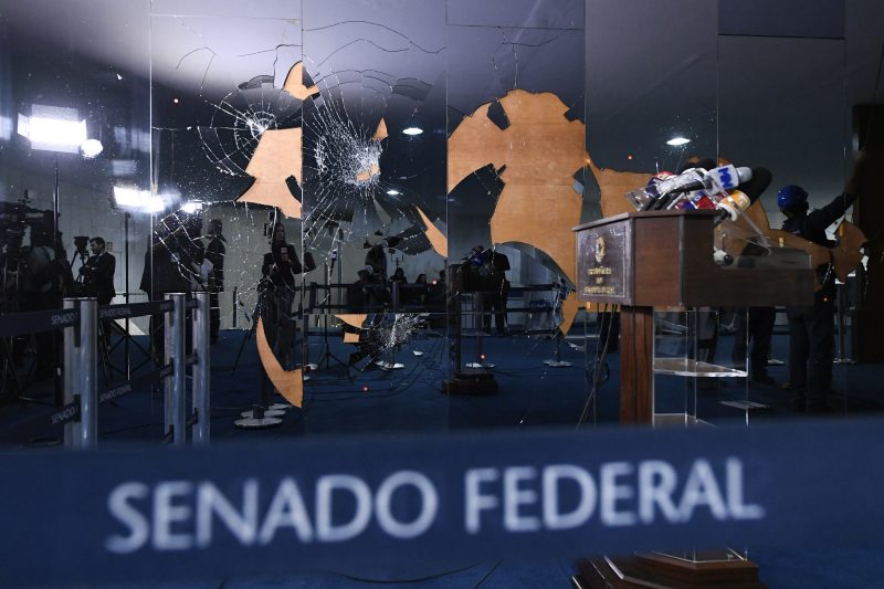 Prédio do Senado alvo do vandalismo no domingo &#8211; Foto: Edilson Rodrigues/Agência Senad/ND