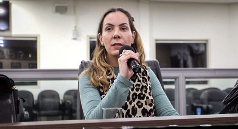 Delegada da &aacute;rea de combate &agrave; viol&ecirc;ncia dom&eacute;stica vai assumir a Delegacia Regional de Blumenau – Foto: Divulga&ccedil;&atilde;o/C&acirc;mara de Vereadores/ND