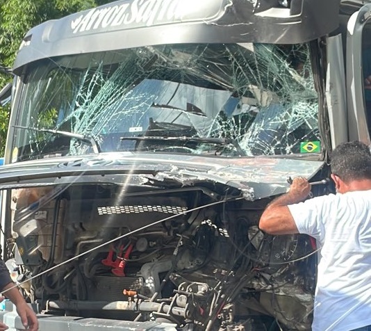 Acidente na BR-282 em Palho&ccedil;a – Foto: Ricardo Pastrana/Divulga&ccedil;&atilde;o/ND