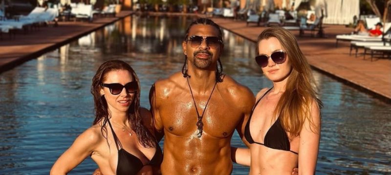 Ex-campeão de boxe, David Haye vive trisal com modelo e cantora