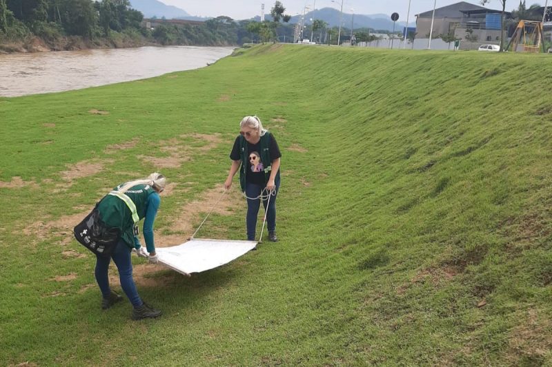Prefeitura fez mapeamento em busca de carrapatos no Parque Linear Via Verde – Foto: Prefeitura de Jaragu&aacute; do Sul/Divulga&ccedil;&atilde;o