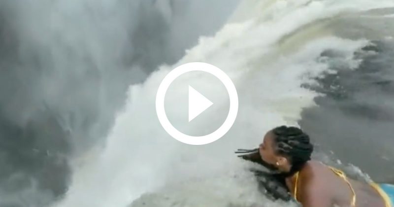 VÍDEO: Mulher pendurada na borda de catarata tira o fôlego de internautas