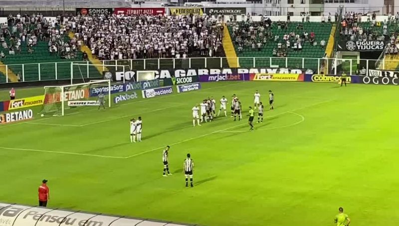Figueirense vence na estreia do Campeonato Catarinense