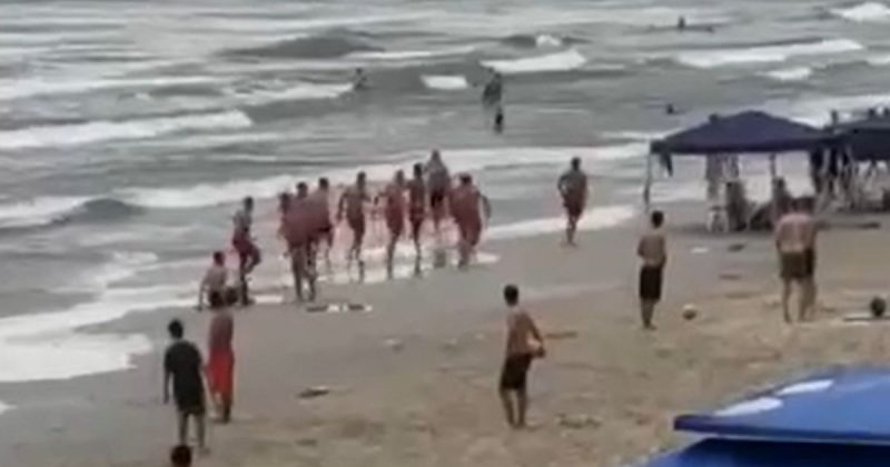 Guarda-vidas sofreu fratura no rosto e arcos costais e ficar&aacute; 30 dias afastado do trabalho – Foto: Reprodu&ccedil;&atilde;o/ND