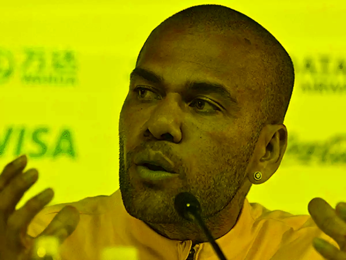 S Sim Sim O Que Diz A Lei E Quanto Tempo Daniel Alves Pode Ficar s-sim-sim-o-que-diz-a-lei-e-quanto-tempo-daniel-alves-pode-ficar