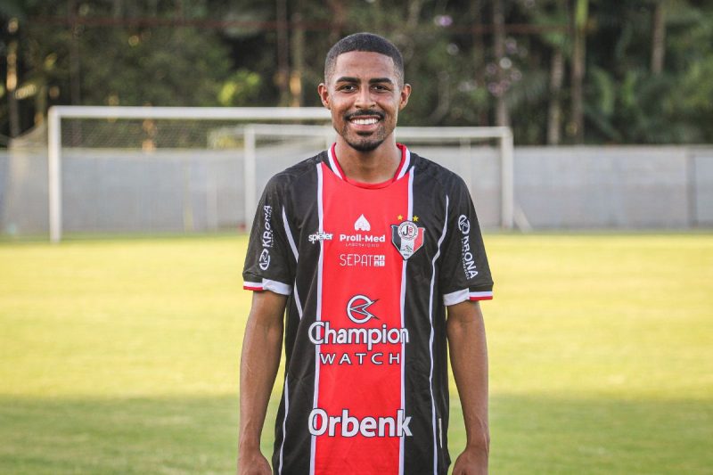Vitinho refor&ccedil;a o JEC no Campeonato Catarinense – Foto: Gustavo Mej&iacute;a/JEC/Divulga&ccedil;&atilde;o/ND