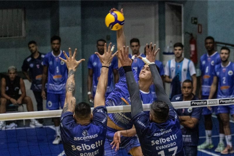 O Joinville V&ocirc;lei enfrentou o Niter&oacute;i na noite deste s&aacute;bado (21) e venceu com autoridade – Foto: Niter&oacute;i V&ocirc;lei Clube/Divulga&ccedil;&atilde;o/ND