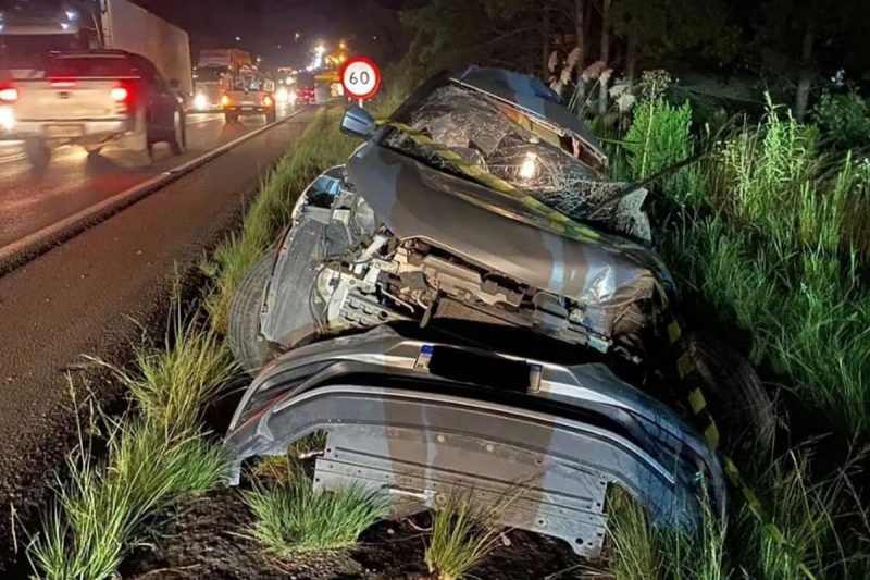 Acidente aconteceu na noite de sexta-feira (20), no Km 207 da BR-282 – Foto: Bombeiros Militares/Divulga&ccedil;&atilde;o