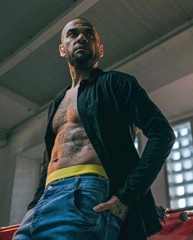 Daniel Alves: segundo a imprensa da Espanha uma tatuagem &iacute;ntima teria corroborado o pedido de pris&atilde;o preventiva do atleta – Foto: Daniel Alves/Arquivo Pessoal/Instagram/Divulga&ccedil;&atilde;o/ND