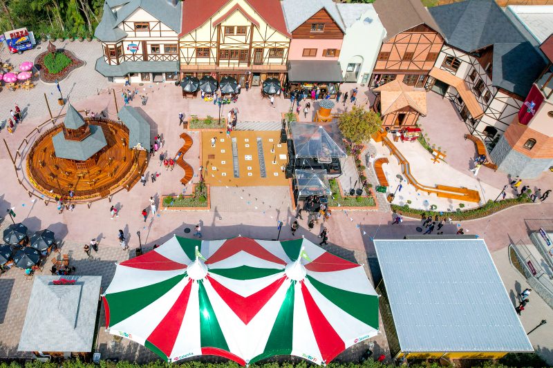 J&aacute; a partir de 16 de fevereiro, a cidade de Pomerode recebe os visitantes para a Osterfest, a tradicional Festa de P&aacute;scoa, que celebra as tradi&ccedil;&otilde;es pascoais dos imigrantes alem&atilde;es – Foto: Divulga&ccedil;&atilde;o