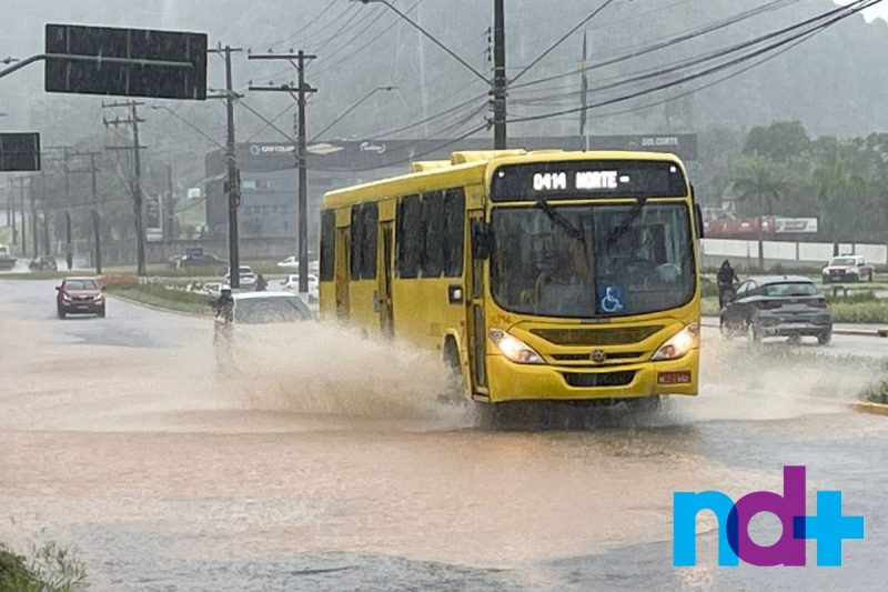Chuva deixou estragos em Joinville na quinta-feira (12) – Foto: Ricardo Alves/NDTV