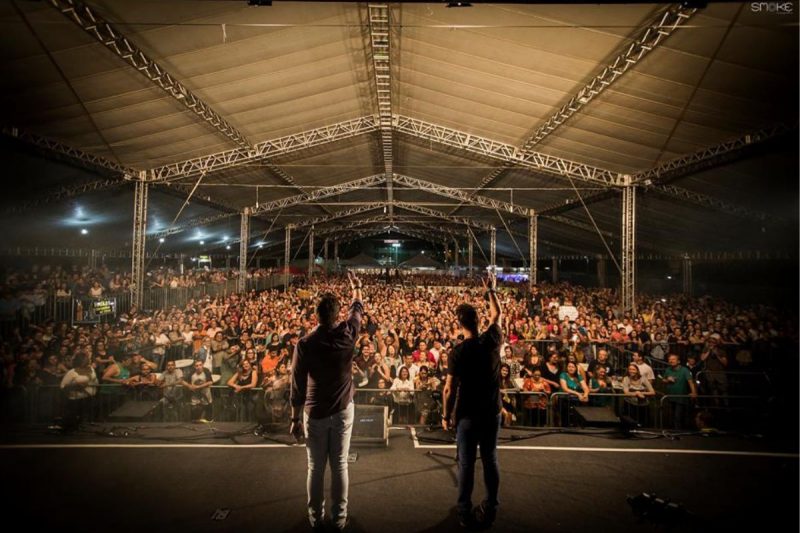 Outros artistas sertanejos tamb&eacute;m j&aacute; subiram no palco da Festa da Ovelha – Foto: Divulga&ccedil;&atilde;o/ND