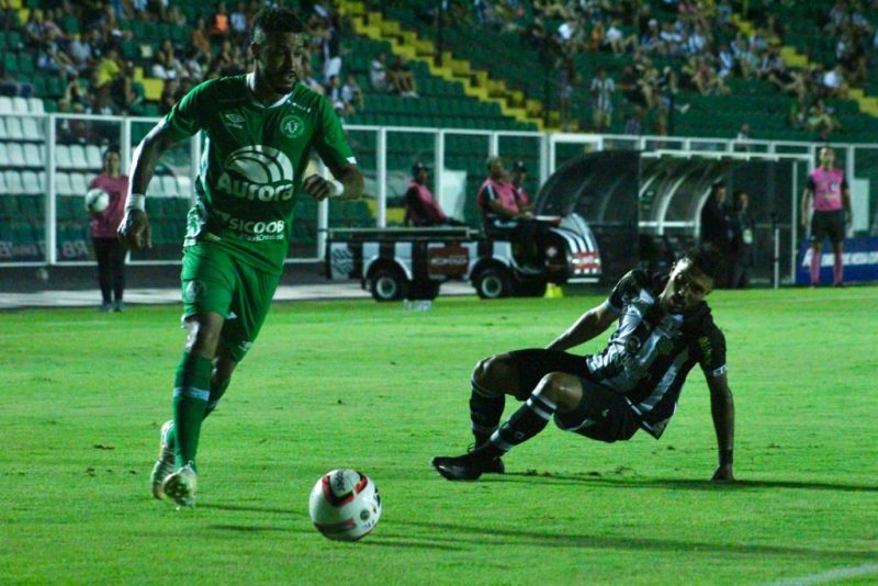 Figueirense e Chapecoense se enfrentaram no Orlando Scarpelli – Foto: Jo&atilde;o Heemann/ACF/ND