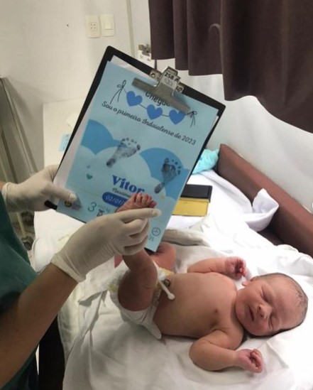 Primeiro beb&ecirc; a nascer em 2023 em Indaial – Foto: Divulga&ccedil;&atilde;o/ND