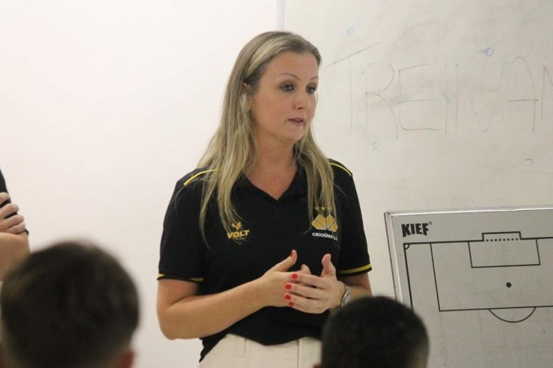 Francin&eacute;li Becker, psic&oacute;loga do Crici&uacute;ma – Foto: Celso da Luz/Crici&uacute;ma E.C/ND