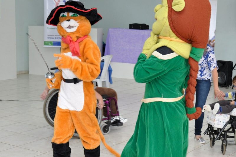 Gato de Botas e Fiona foram levados no furto ao projeto – Foto: Circo Social/Reprodu&ccedil;&atilde;o