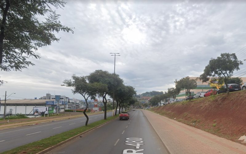 Avenida Fernando Machado terá bloqueios próximos ao shopping em Chapecó