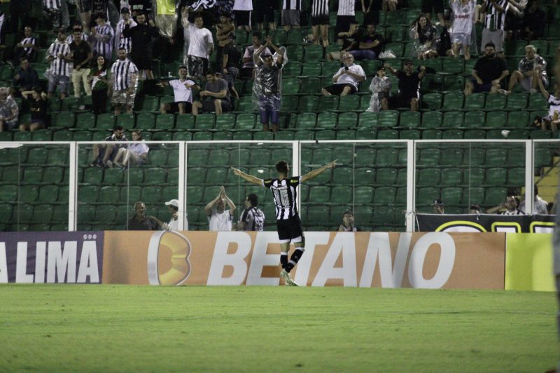 Gustavo Fran&ccedil;a marcou para o Figueirense – Foto: Patrick Floriani/Figueirense/ND