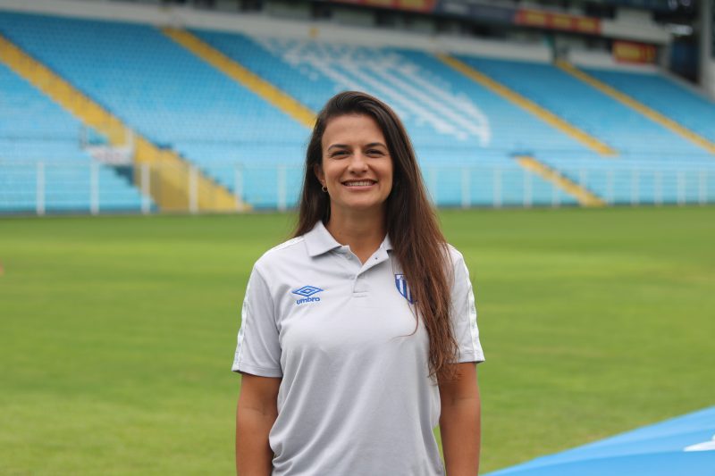 Josielly Pinheiro Westphal, psic&oacute;loga do Ava&iacute; – Foto: Rafael Xavier/Ava&iacute; F.C