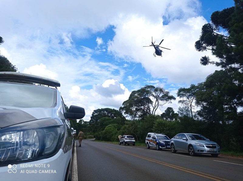 Equipes da seguran&ccedil;a p&uacute;blica buscam pelo suspeito. – Foto: Lucas Polak NDTV Ca&ccedil;ador (5)