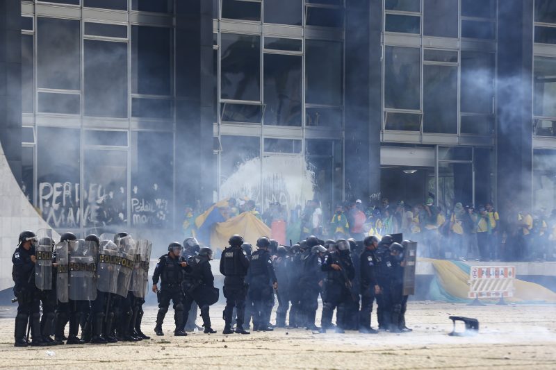 Manifestantes invadem Congresso, STF e Palácio do Planalto. – Foto: Marcelo Camargo/Agência Brasil/ND