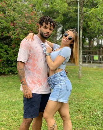 MC Zaac e a influenciadora Carol Barbosa tamb&eacute;m terminaram o casamento – Foto: Reprodu&ccedil;&atilde;o/Internet