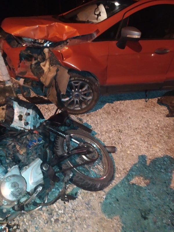 Motociclista fica gravemente ferido ap&oacute;s colis&atilde;o frontal em Brusque – Foto: Divulga&ccedil;&atilde;o/Corpo de Bombeiros Militar