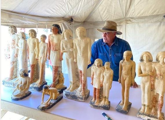 Arque&oacute;logo divulgou a descoberta em seu Instagram – Foto: Reprodu&ccedil;&atilde;o/@zahi_hawass/ND