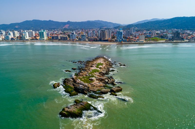 A cidade navegantina tem luz pr&oacute;pria e encantos que a tornam &uacute;nica e merecedora de visita&ccedil;&atilde;o. – Foto: Prefeitura de Navegantes/Divulga&ccedil;&atilde;o