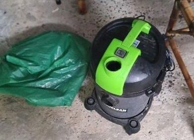 Aspirador de p&oacute; foi furtado de garagem da casa. Foto: Pol&iacute;cia Militar/Divulga&ccedil;&atilde;o/ND