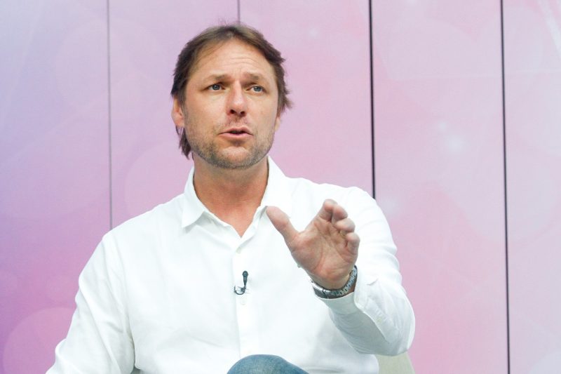 Presidente acredita em jogo equilibrado entre brasileiro e chineses – Foto: Leo Munhoz/ND