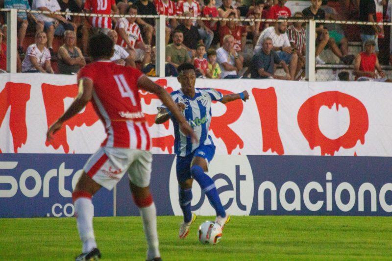 Avaí teve muitas dificuldades para progredir na primeira etapa &#8211; Foto: André Palma Ribeiro/Avaí F. C/ND