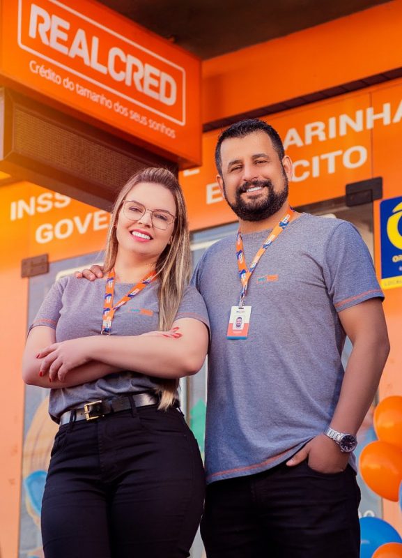 Ana Carla Almeida e Eduardo Cadorin – Foto: Realcred/Divulga&ccedil;&atilde;o/ND