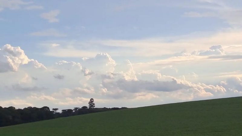 A ter&ccedil;a-feira (10), ser&aacute; marcada pela presen&ccedil;a de muitas nuvens, e possibilidade de pancadas isoladas de chuva desde o amanhecer em SC. – Foto: Piter Scheuer/Divulga&ccedil;&atilde;o/ND
