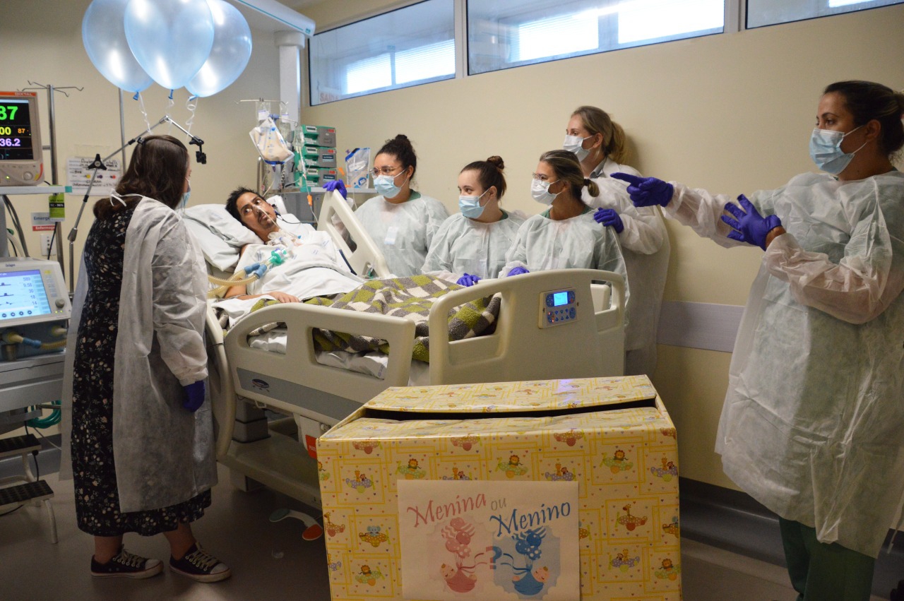 Menina ou menino? Chá de revelação emociona paciente de Hospital em  Blumenau; confira vídeo