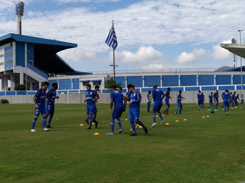Leão da Ilha terá dois desfalques no clássico