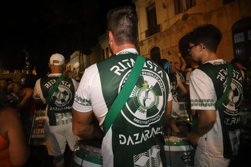 União da Ilha homenageia a banda manezinha Dazaranha no Carnaval 2023 – Foto: Pedro Perez/PMF/Divulgação/ND