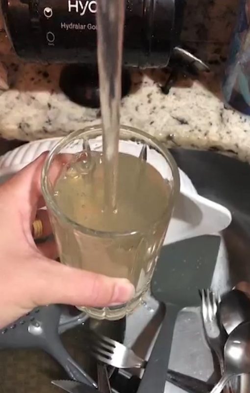 &Aacute;gua dos moradores de Araquari – Foto: Reprodu&ccedil;&atilde;o/Redes Sociaisd/ND