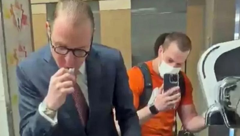 Empres&aacute;rio abordou advogado que defendeu Lula em aeroporto do DF – Foto: Reprodu&ccedil;&atilde;o/ Youtube