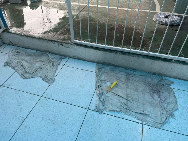 Faca usada no crime foi apreendida – Foto: Reprodu&ccedil;&atilde;o/Pol&iacute;cia Militar
