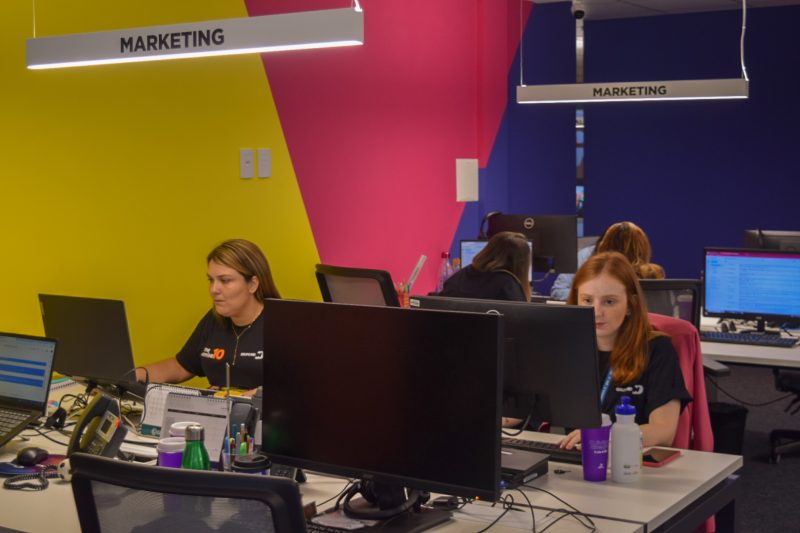 O espa&ccedil;o moderno, organizado e amplo chama aten&ccedil;&atilde;o de todos. Essas qualidades foram amplamente elogiadas durante as falas dos representantes do Grupo ND &mdash; Foto: Vitor Hugo da Silva Isaac/ND