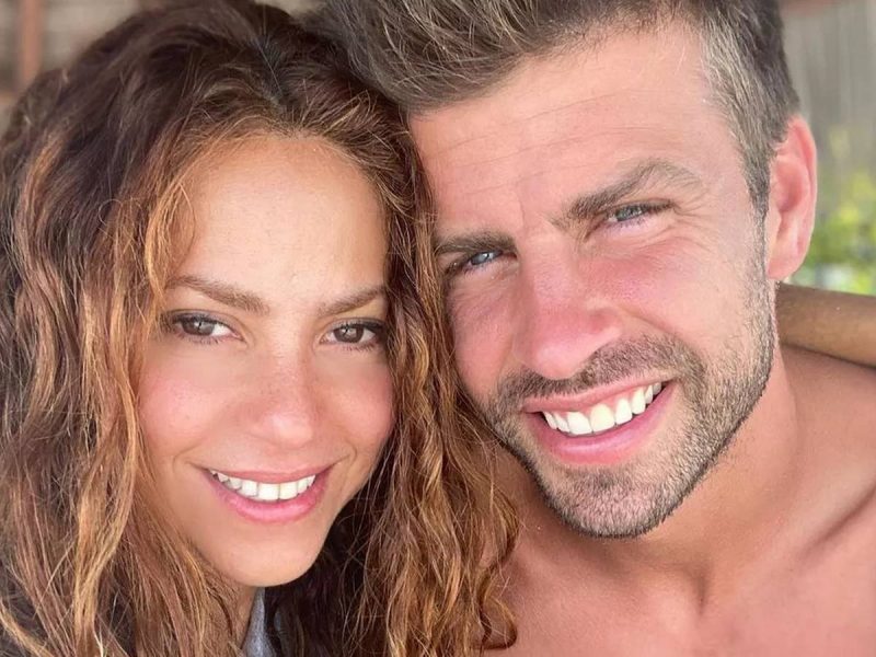 na foto aparecem ex-jogador de futebol Gerard Piqué e a cantora colombiana Shakira