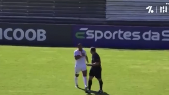 Catarinense é eleito o melhor jogador do mundo de futsal pela