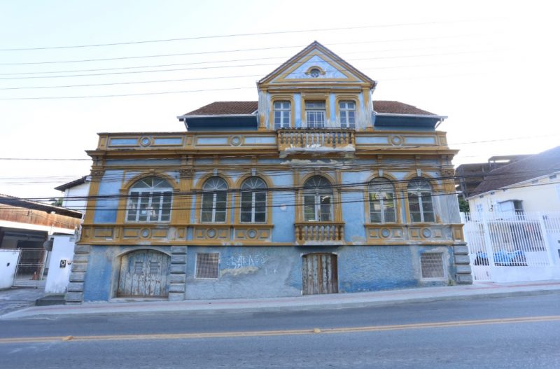 C&acirc;mara de Vereadores ocupar&aacute; casar&atilde;o do Centro Hist&oacute;rico de Blumenau – Foto: Denner Ovidio / Reprodu&ccedil;&atilde;o ND