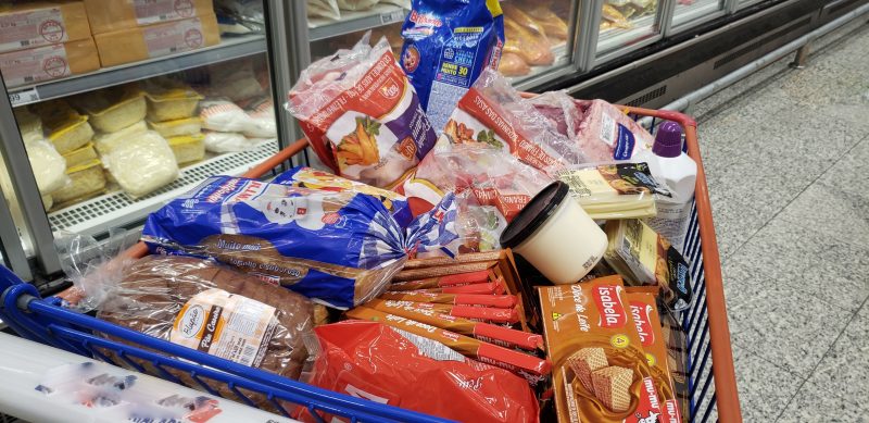 cesta básica em Florianópolis está mais barata