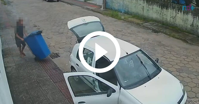 Imagem mostra momento que homem rouba lixeira – Foto: Arquivo Pessoal/Divulga&ccedil;&atilde;o/ND